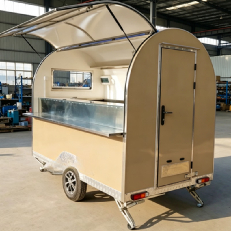 Mobiele foodtruck, kraam, ijsk - Food Truck With Snacks recensie en prijs